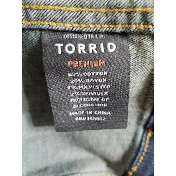 Torrid Premium Denim Jacket Stretch Long Sleeve Button Down Women's Size 0 - Picture 7 of 8